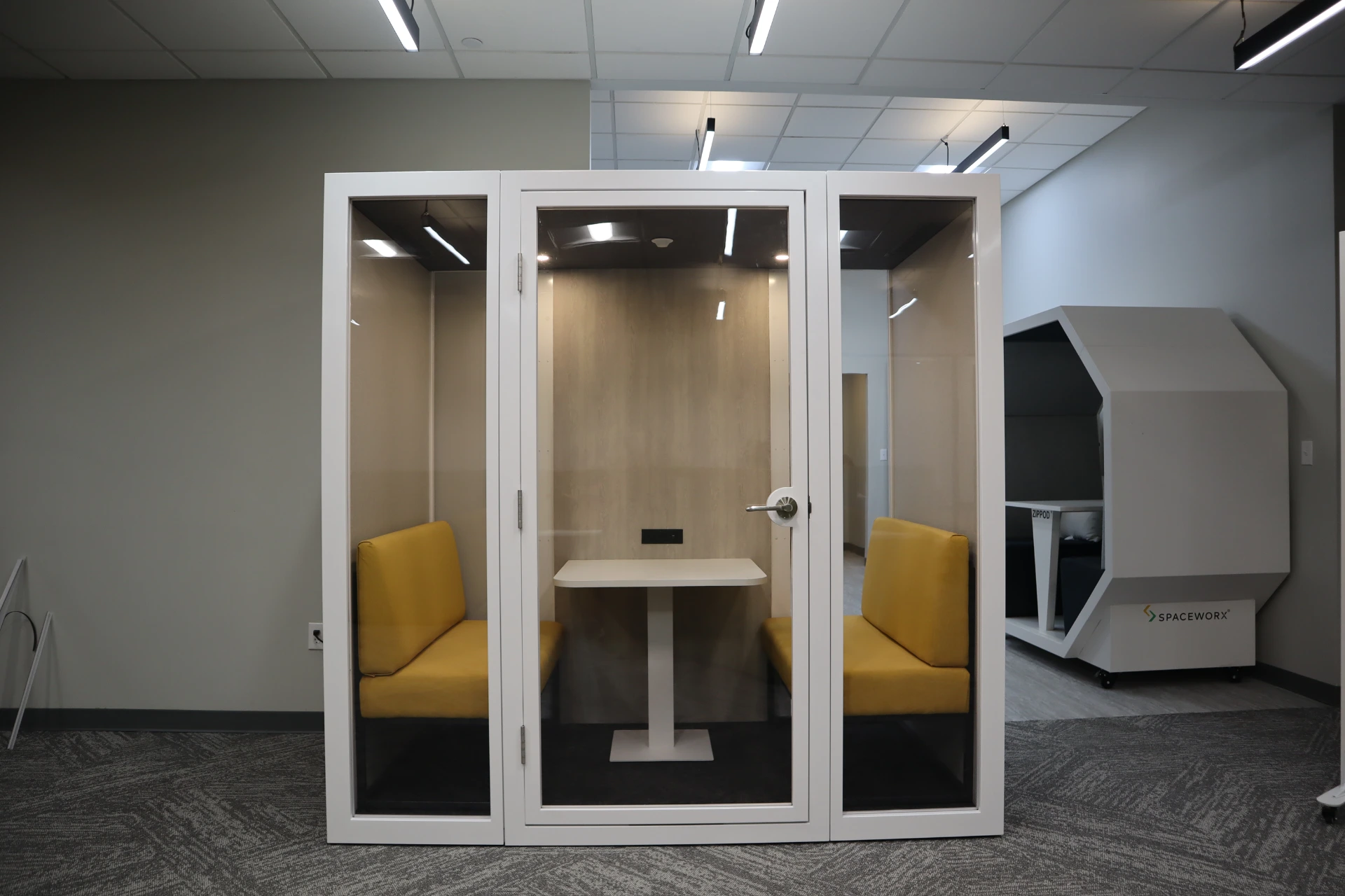 Decibel Double Privacy Room