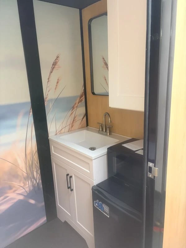 MomSpace Inside Accommodations