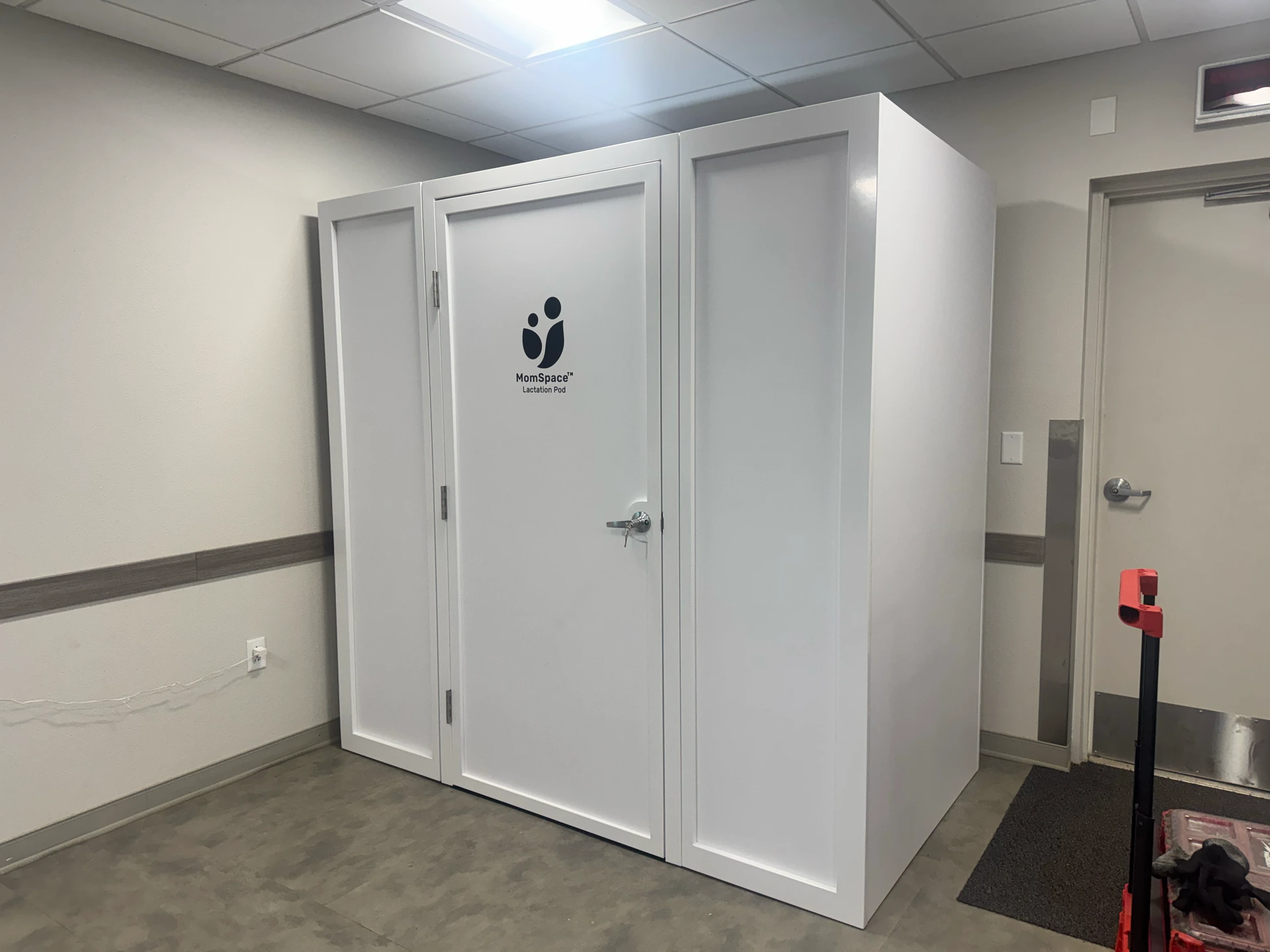 MomSpace Double - Exterior