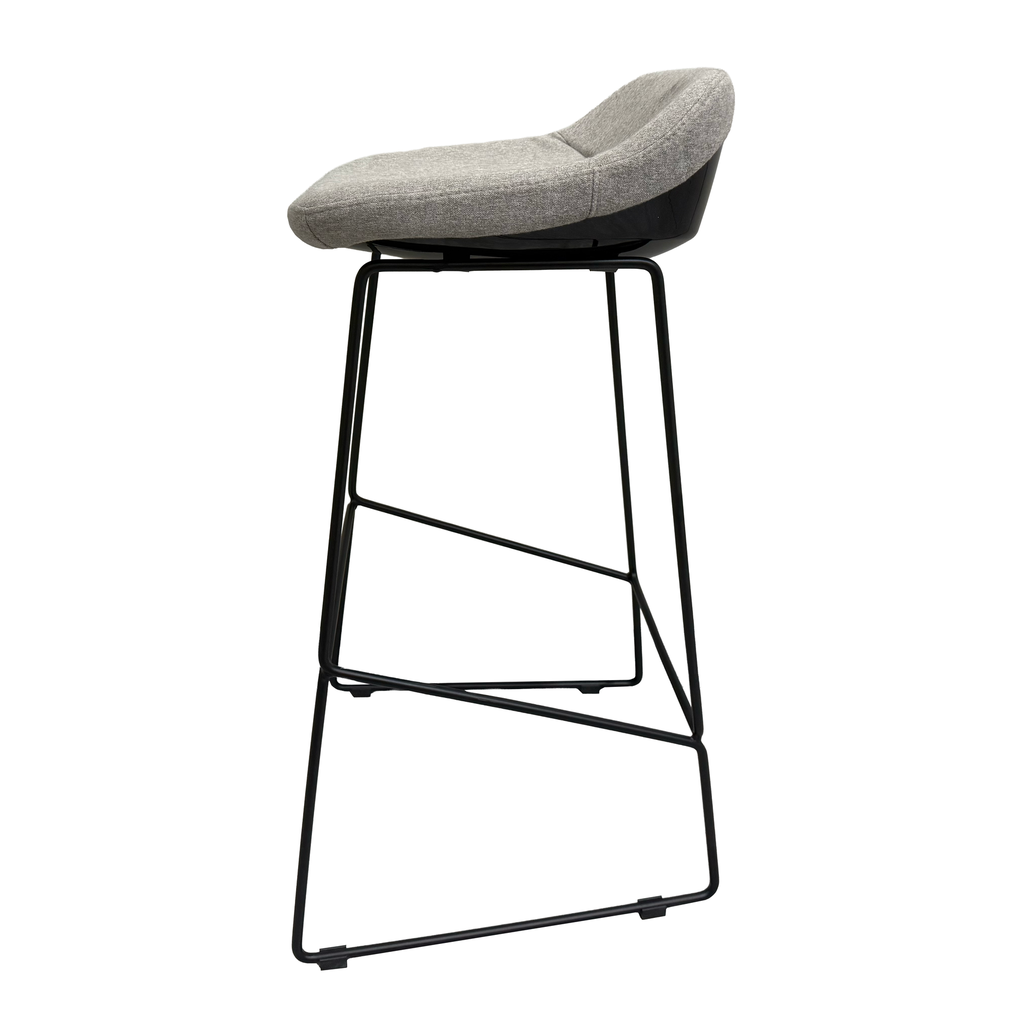 [DCSP-S-15] DECIBEL® Stool (Bar height) 